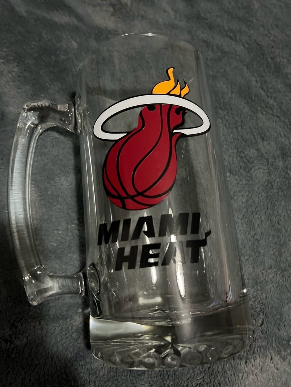 Miami Heat Glass Beer Mug - Red, Orange, White, Black Logo